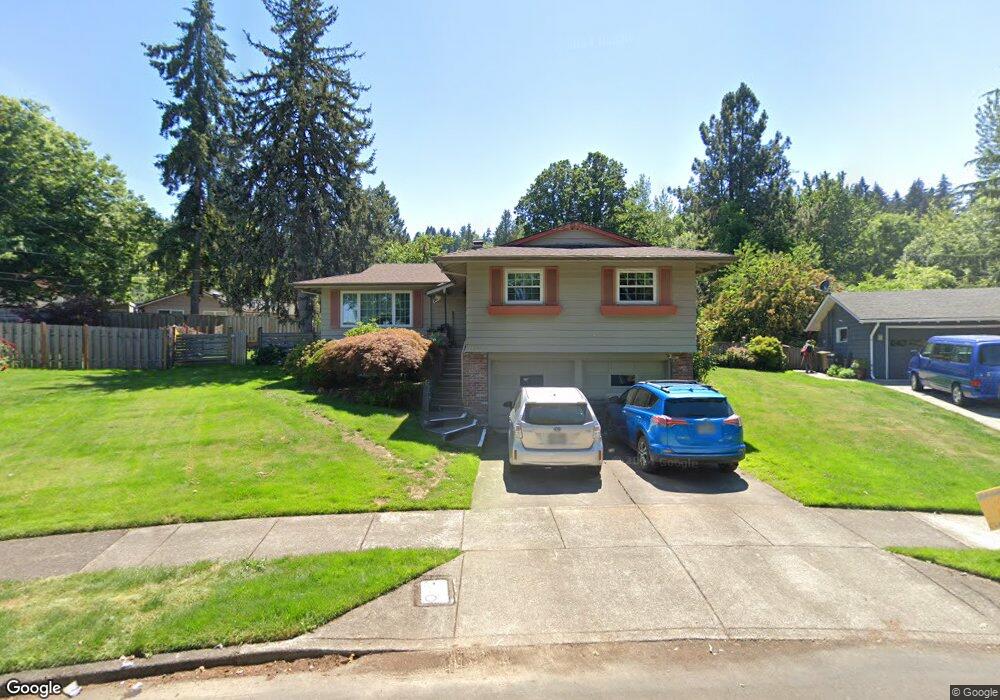 1230 Hallinan Cir, Lake Oswego, OR 97034 - photo 1