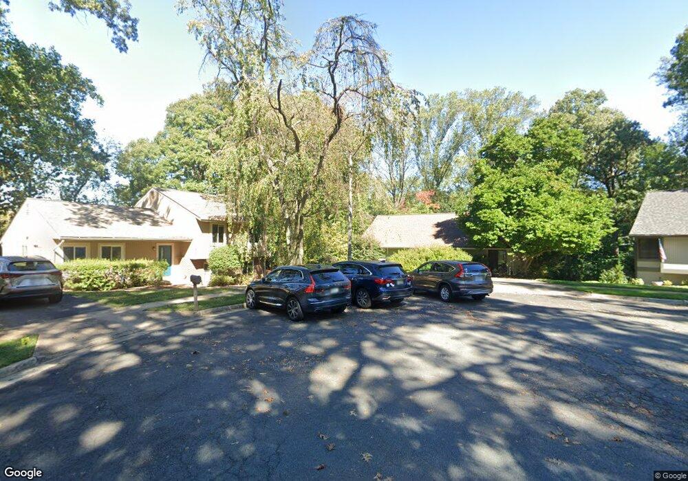 404 Troy Ct SE, Vienna, VA 22180 - photo 1