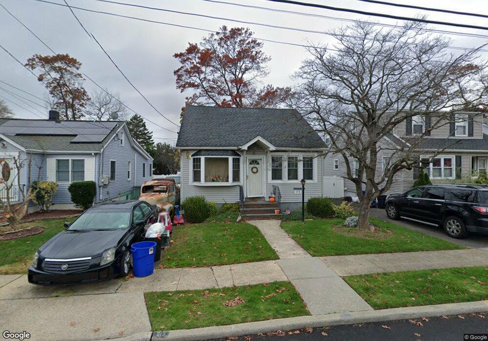 113 Mitchell St, Bellmore, NY 11710 - photo 1