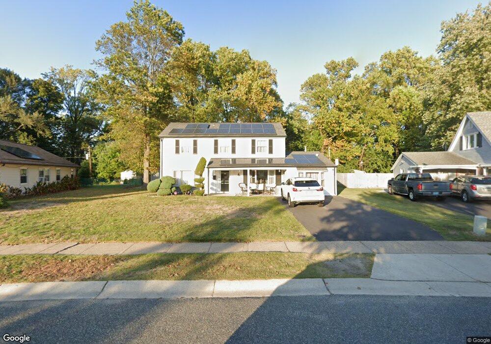 118 Pennypacker Dr, Willingboro, NJ 08046 - photo 1