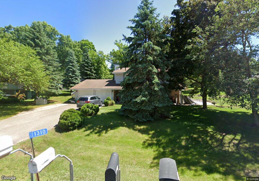 1310 S Darling Dr NW unit NW, Alexandria, MN 56308 - photo 1