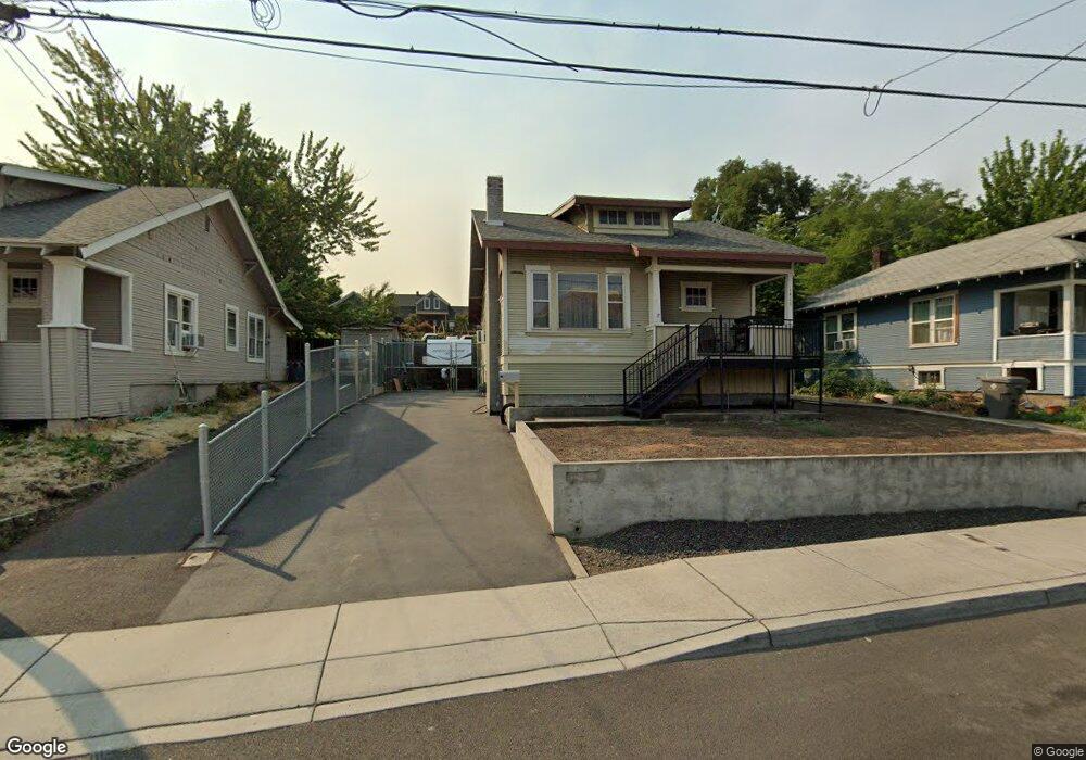 1406 E 10th St, the Dalles, OR 97058 - photo 1