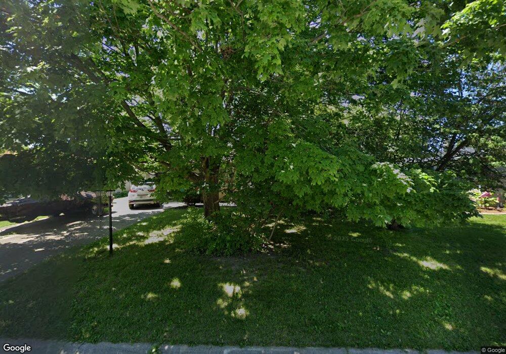 404 Simmons St, Plainfield, IN 46168 - photo 1