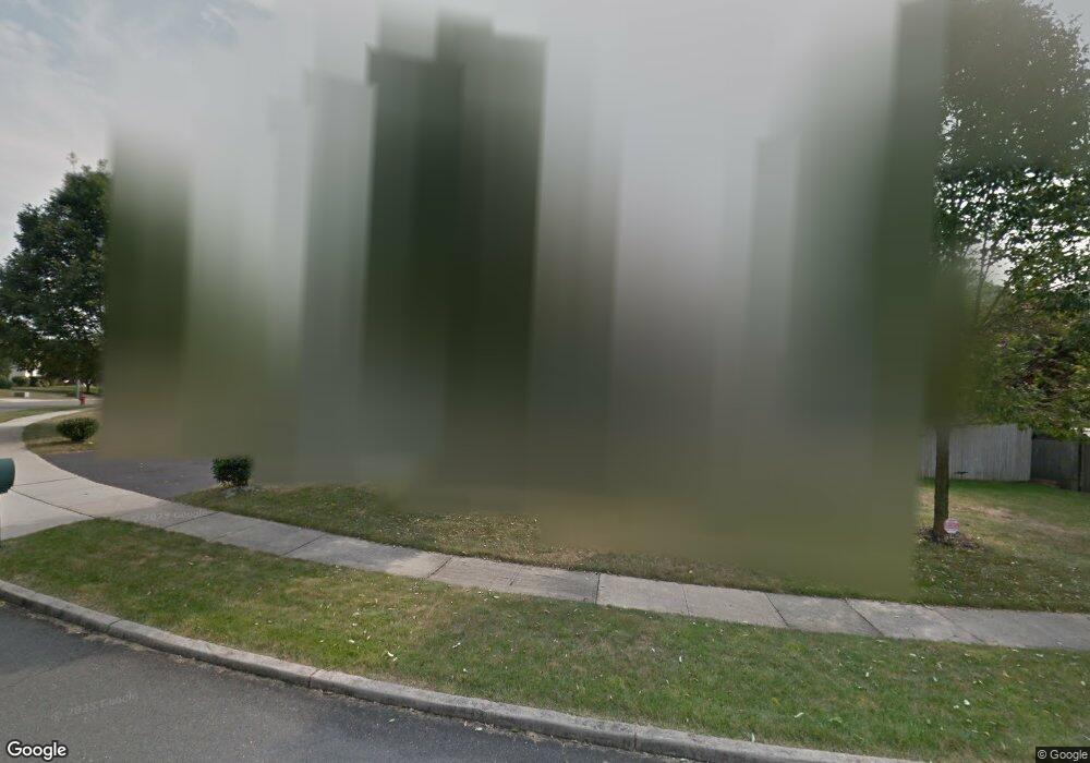 113 Honeysuckle Dr, Ewing, NJ 08638 - photo 1