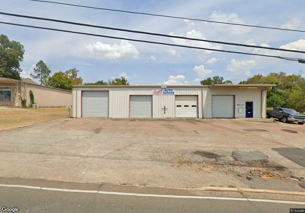 725 E Main St, Nacogdoches, TX 75961 - photo 1