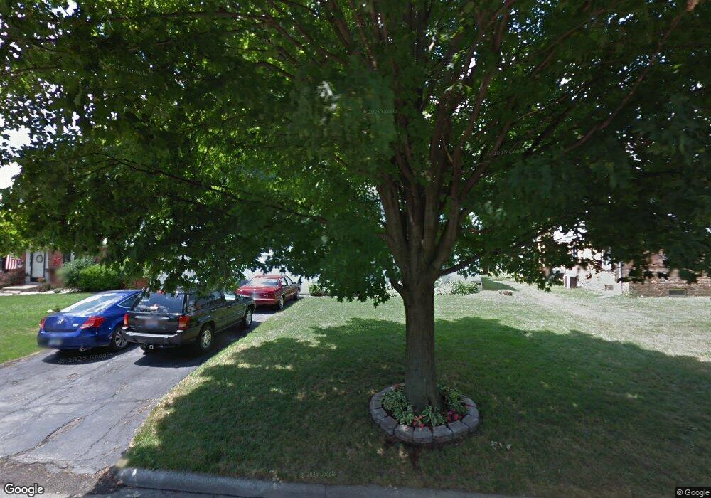 4711 Kathy Ln, Toledo, OH 43623 - photo 1