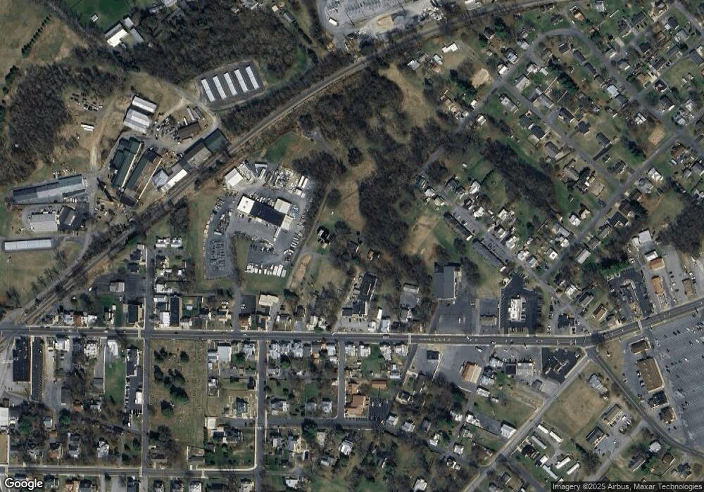 34 Peter St, Luray, VA 22835 - photo 1