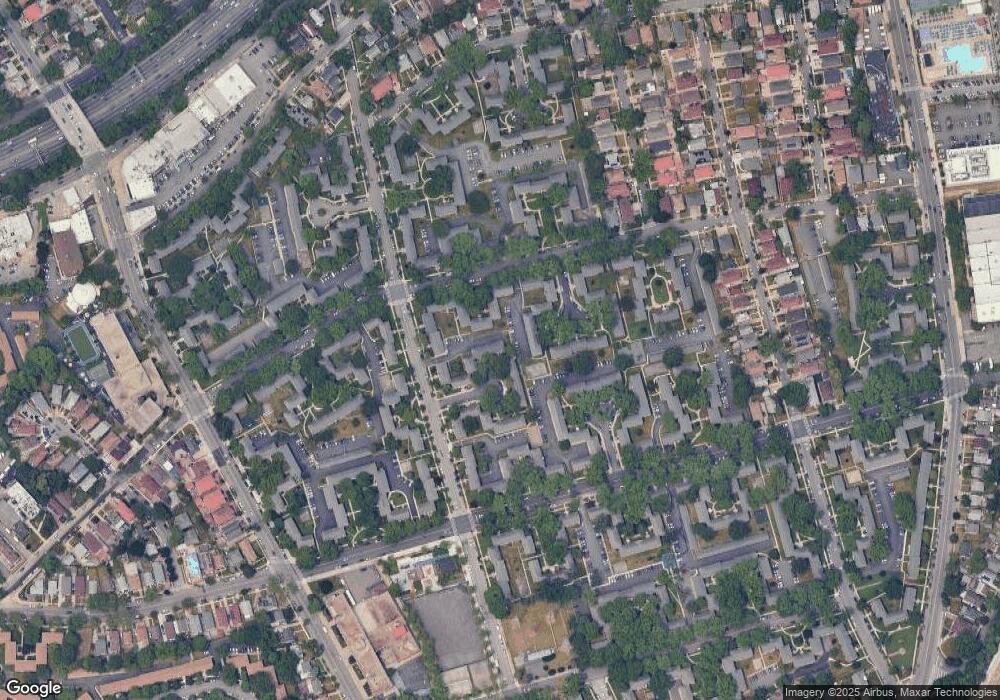 6033 251st St unit 504, Little Neck, NY 11362 - photo 1