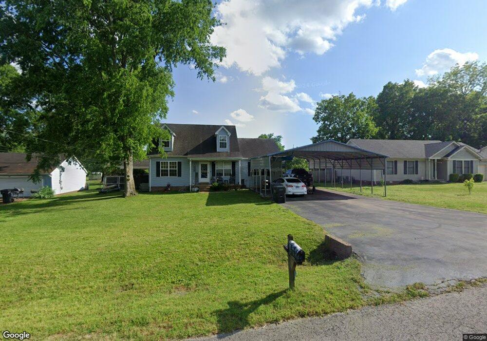 2003 Cobb Dr, Columbia, TN 38401 - photo 1