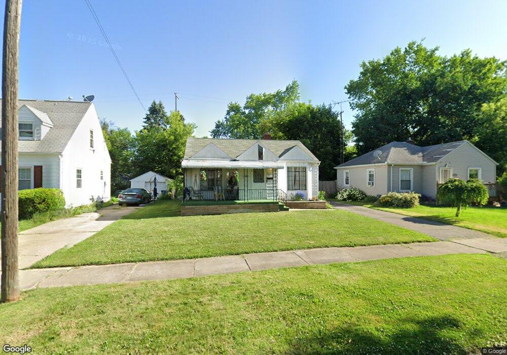 533 Burroughs Ave, Flint, MI 48507 - photo 1