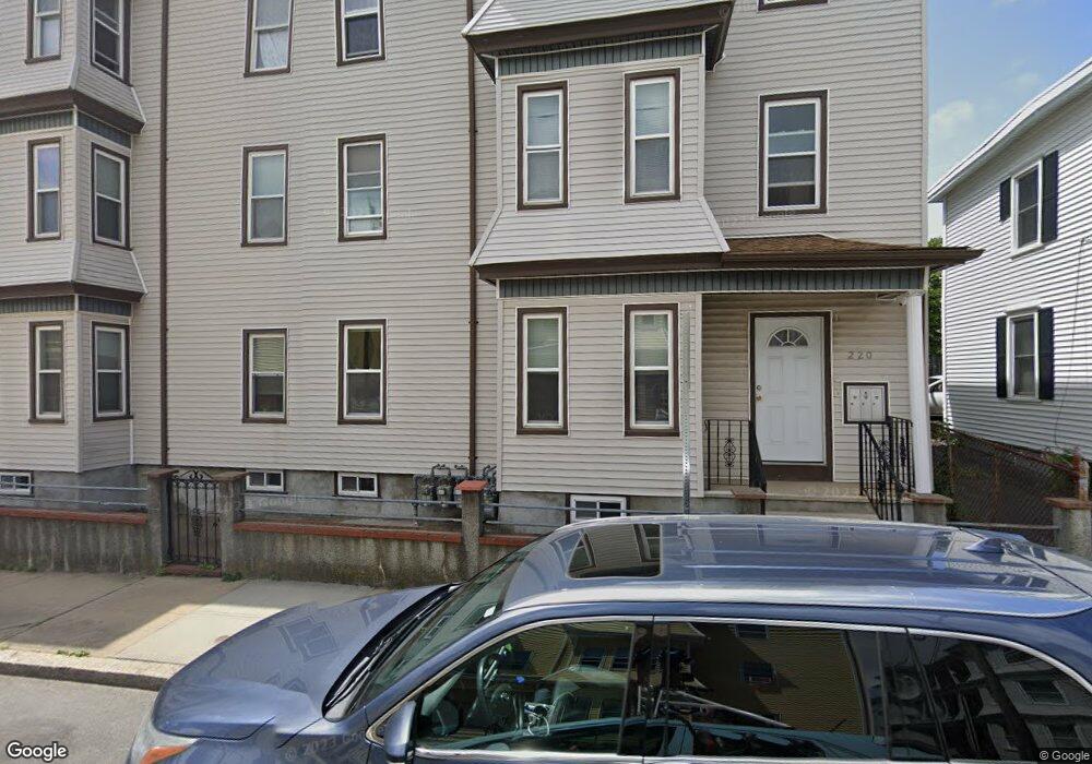 220 Davis St unit 3rd flr, Fall River, MA 02720 - photo 1