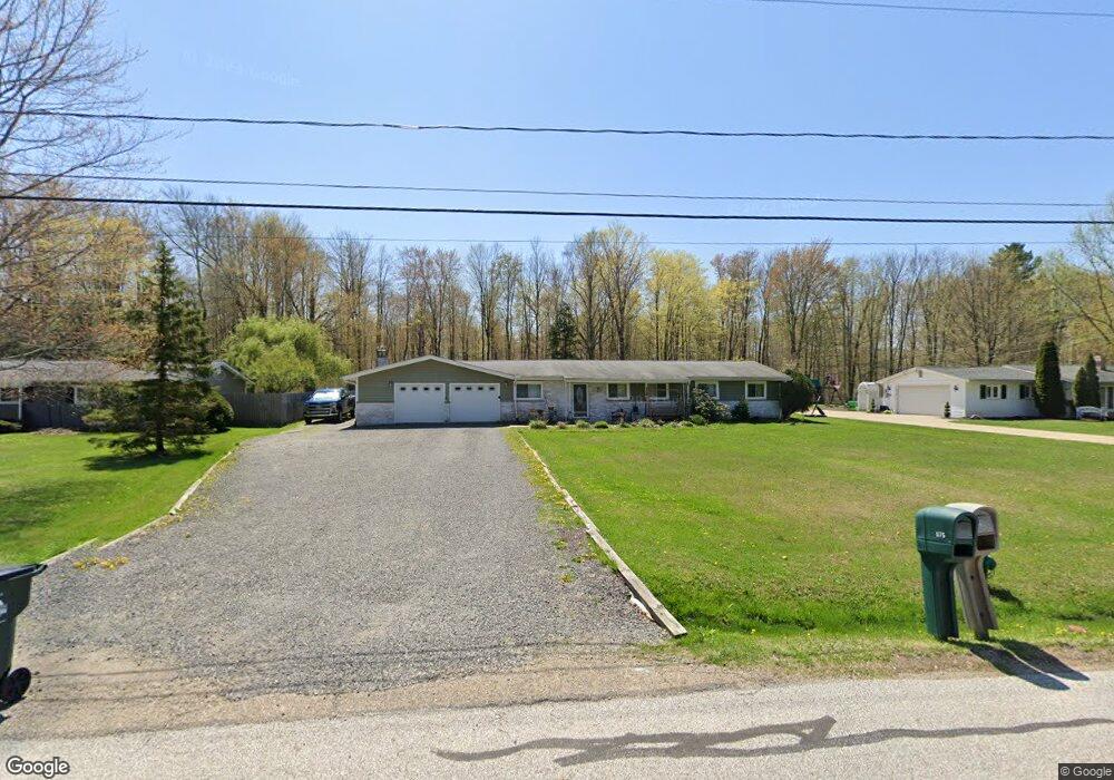 575 Sherwood Dr, Aurora, OH 44202 - photo 1