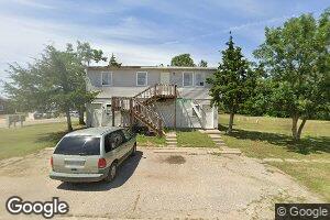302 W 11th St, Halstead, KS 67056