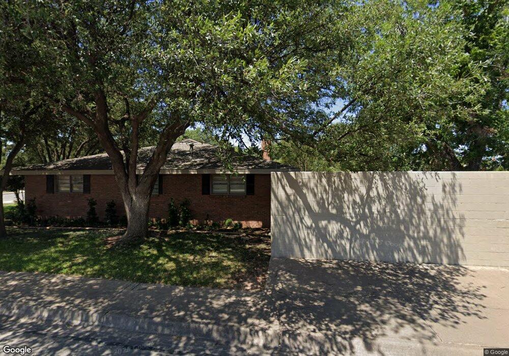 2200 Country Club Dr, Midland, TX 79701 - photo 1