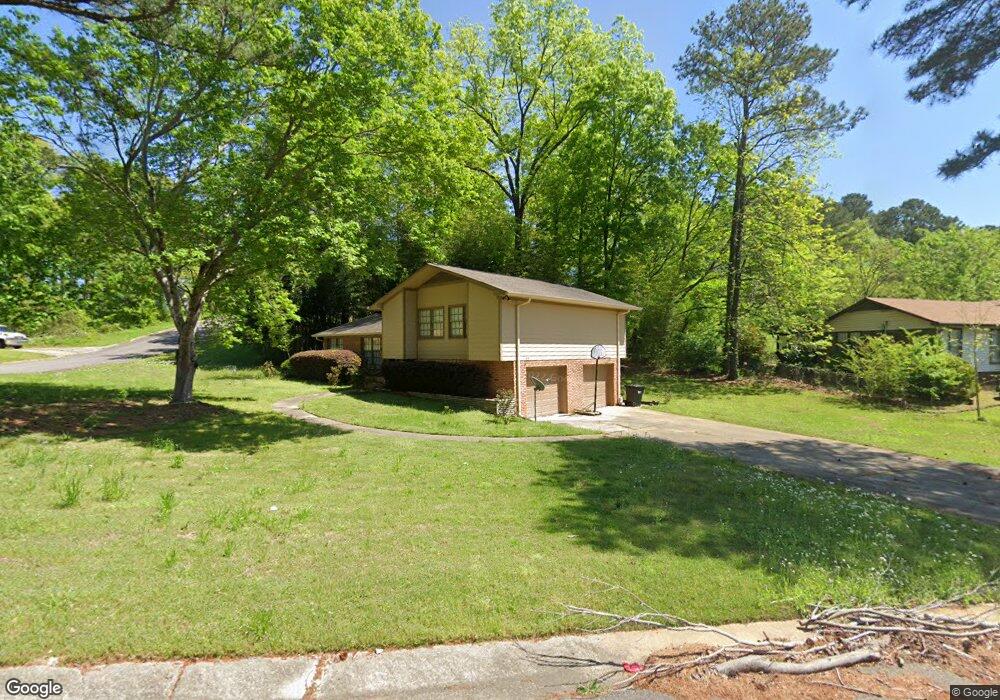 2137 Vicki Dr, Birmingham, AL 35235 - photo 1