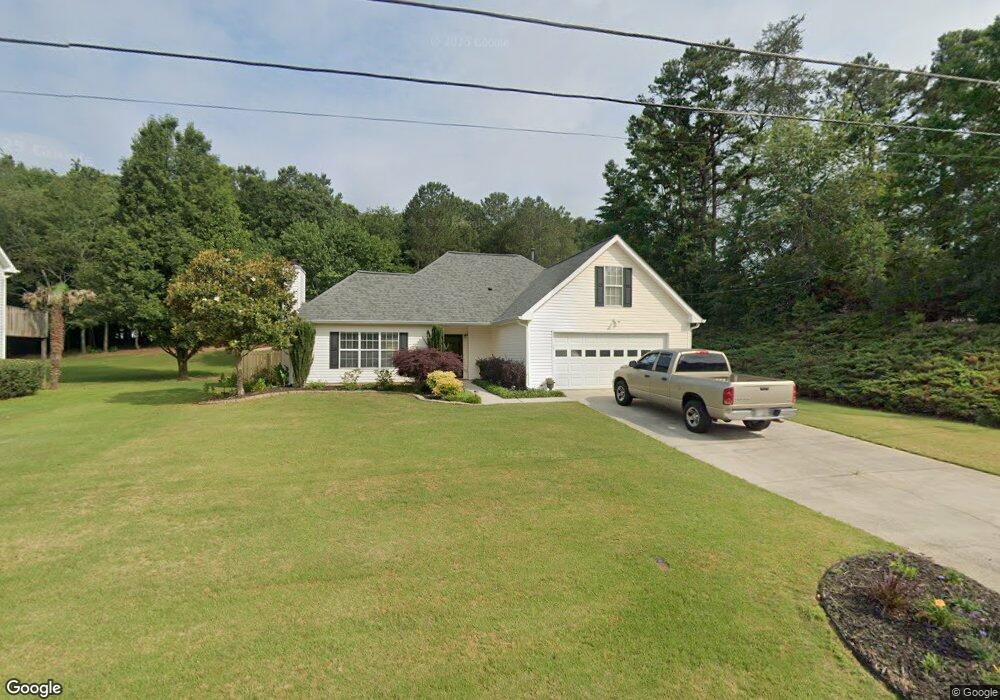 7302 Clubcrest Dr, Flowery Branch, GA 30542 - photo 1