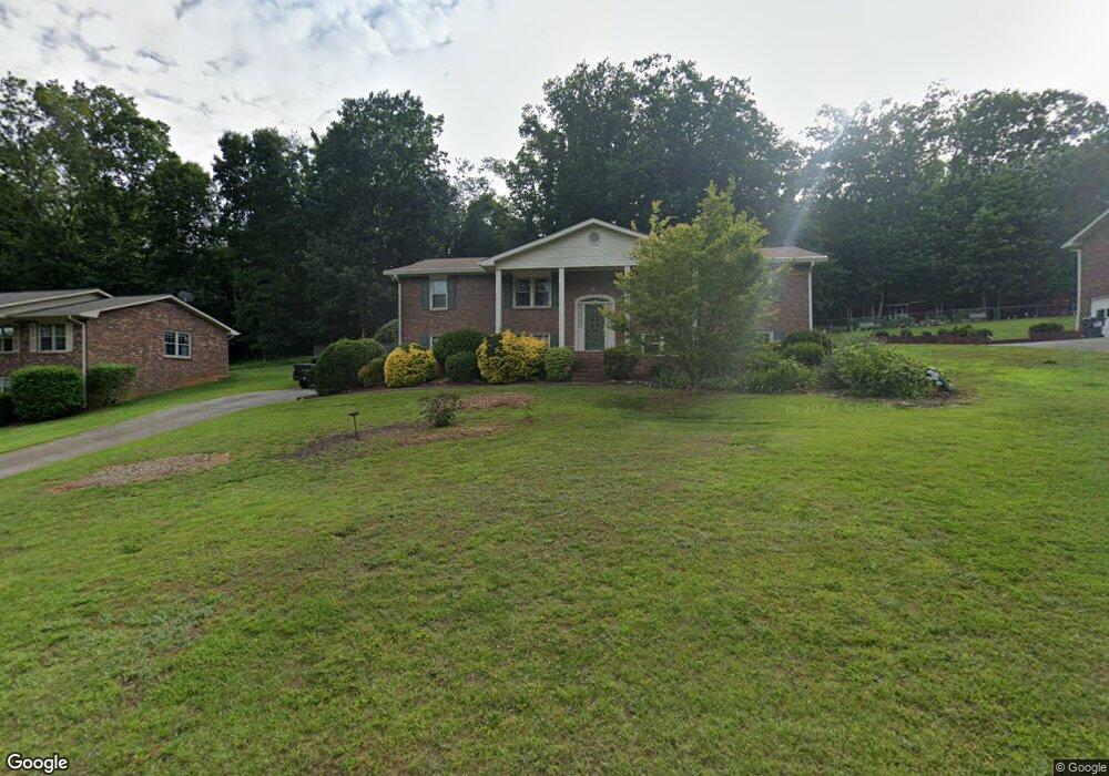 3327 Devaughn Dr NE, Marietta, GA 30066 - photo 1