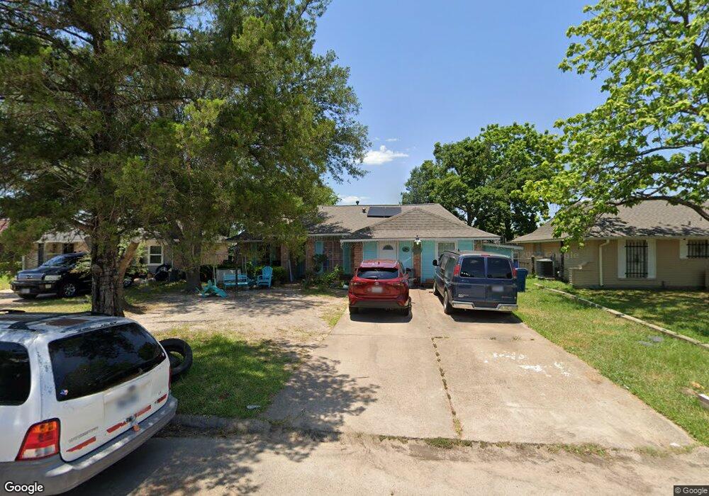 8815 Chipping Ln, Houston, TX 77088 - photo 1