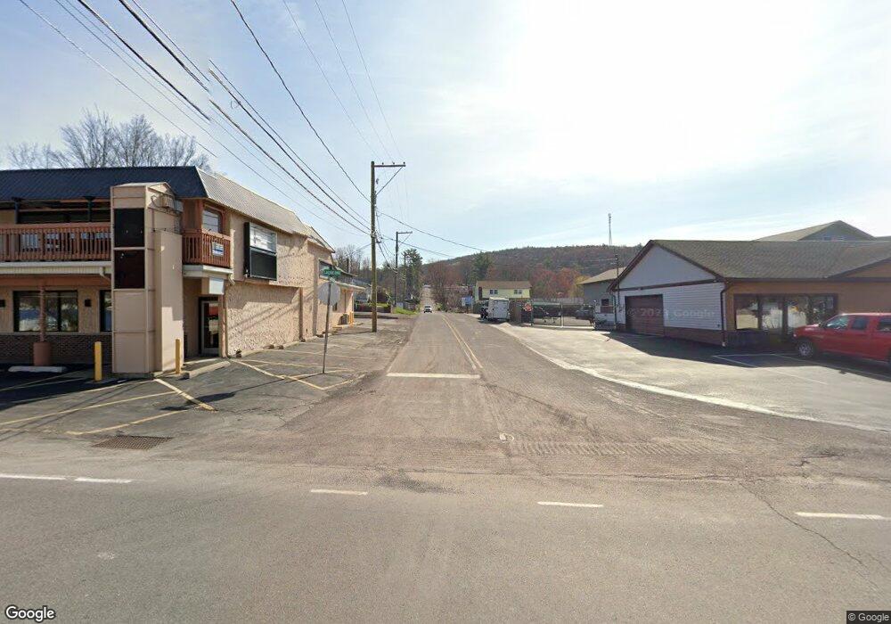 8 Carpenter Rd, Harveys Lake, PA 18618 - photo 1