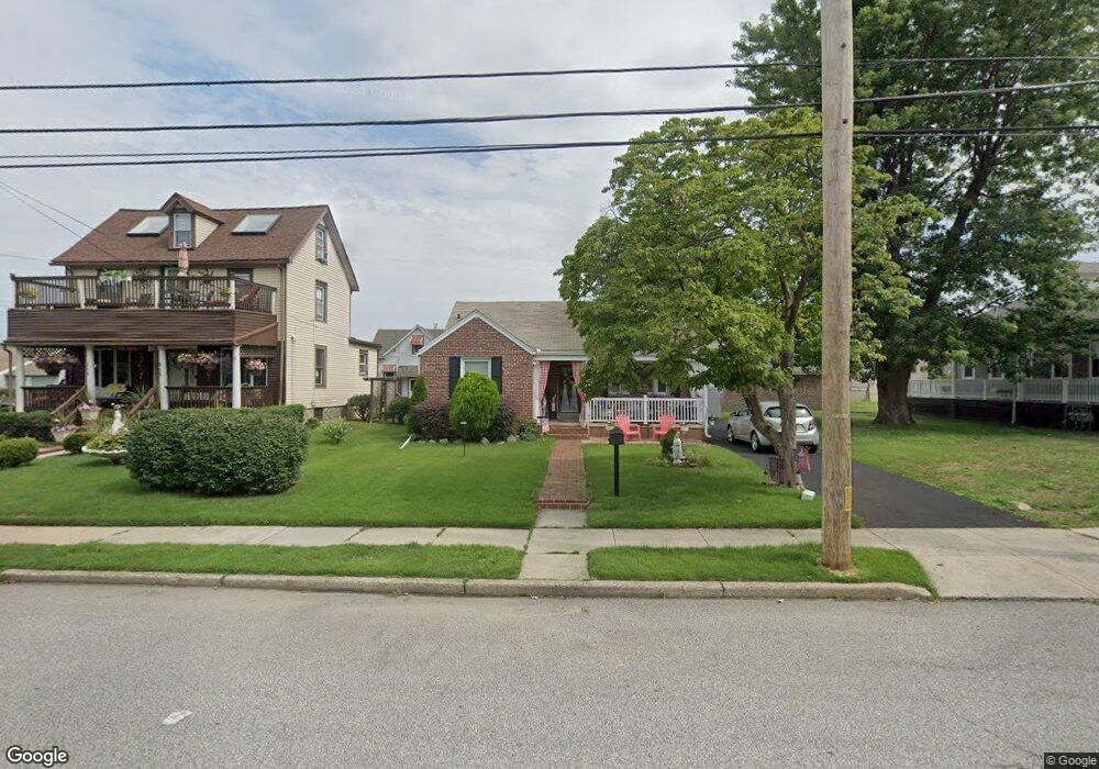 209 W 2nd St, Essington, PA 19029 - photo 1