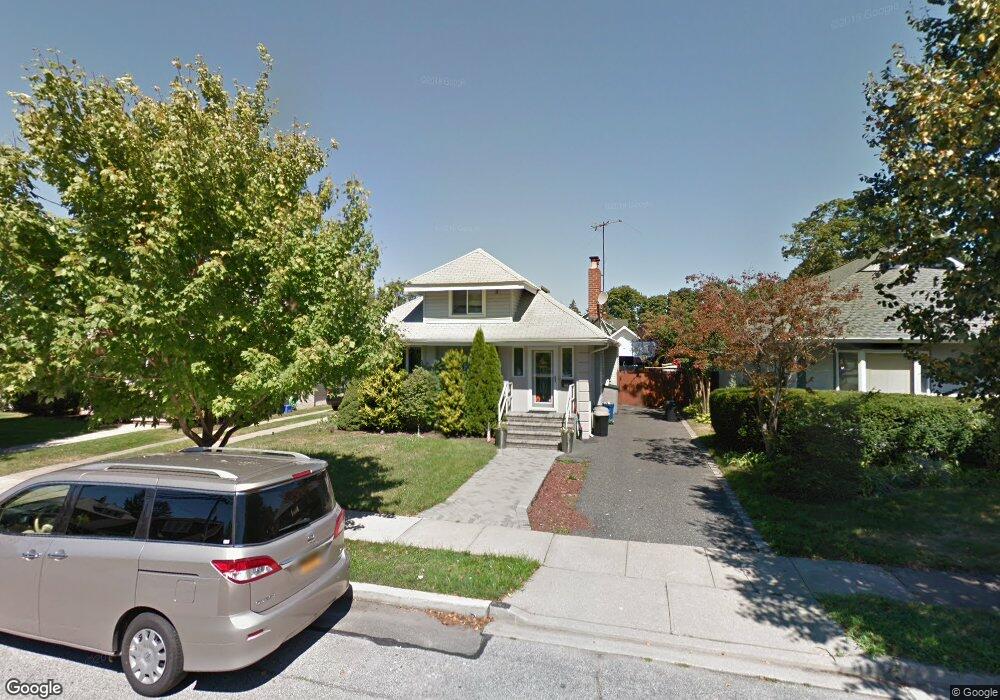 967 Thomas Ave, Baldwin, NY 11510 - photo 1