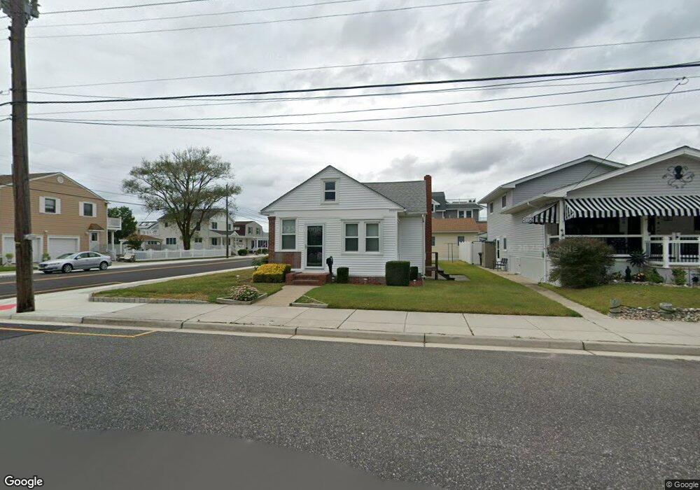 8208 New Jersey Ave, Wildwood, NJ 08260 - photo 1
