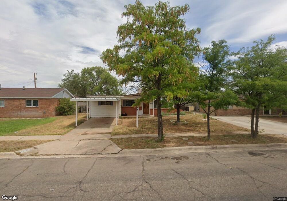 1718 N Steven Dr, Hobbs, NM 88240 - photo 1