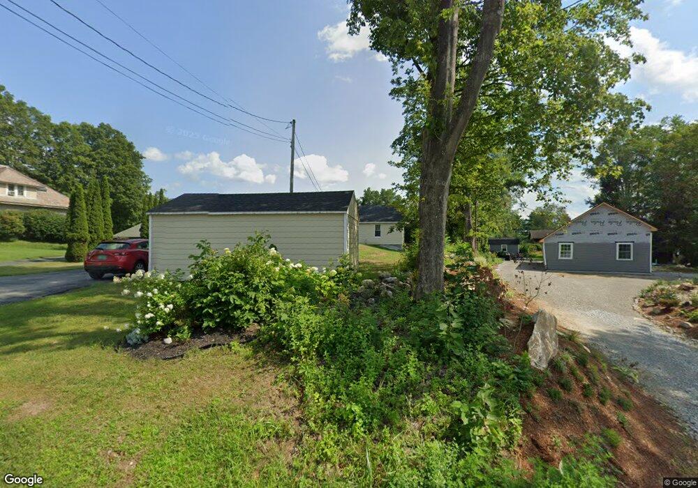 1423 Post Rd, Rutland, VT 05701 - photo 1