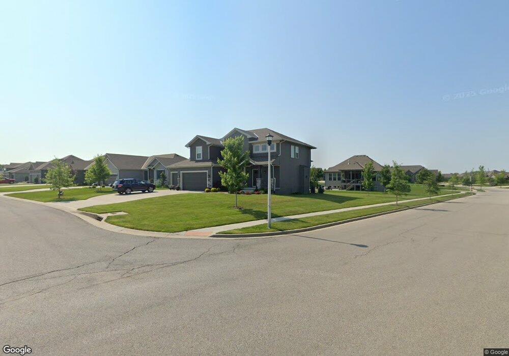 17227 W 197th Terrace, Spring Hill, KS 66083 - photo 1