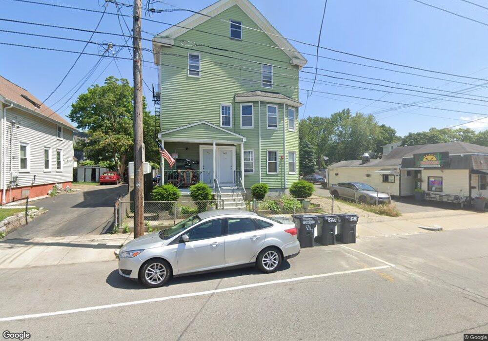 522 Pawtucket Ave unit 2, Pawtucket, RI 02860 - photo 1