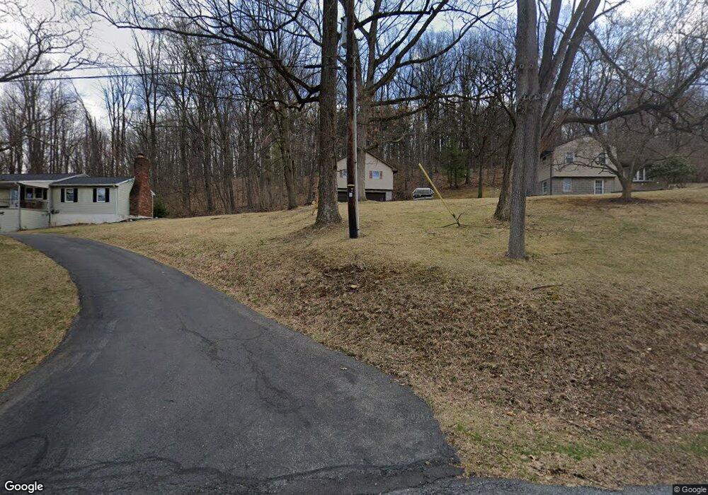 202 Hemlock Rd, Reading, PA 19607 - photo 1