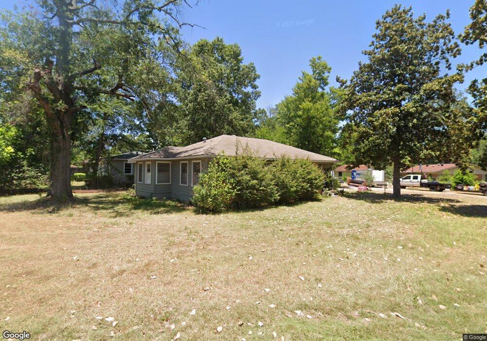 221 Doyle St, Longview, TX 75601 - photo 1
