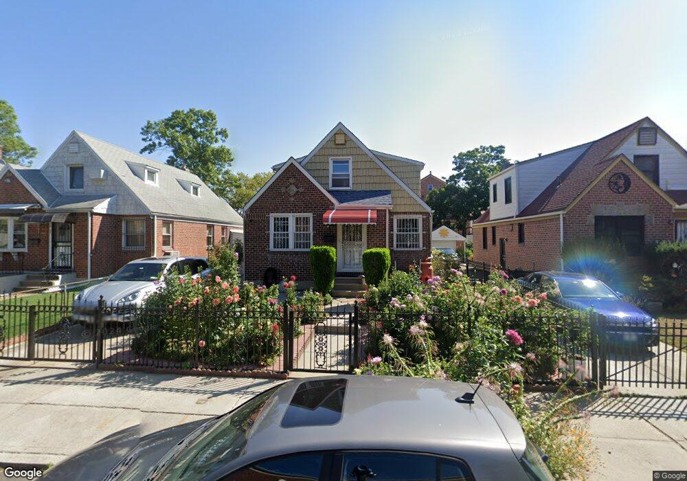 5631 189th St, Fresh Meadows, NY 11365 - photo 1