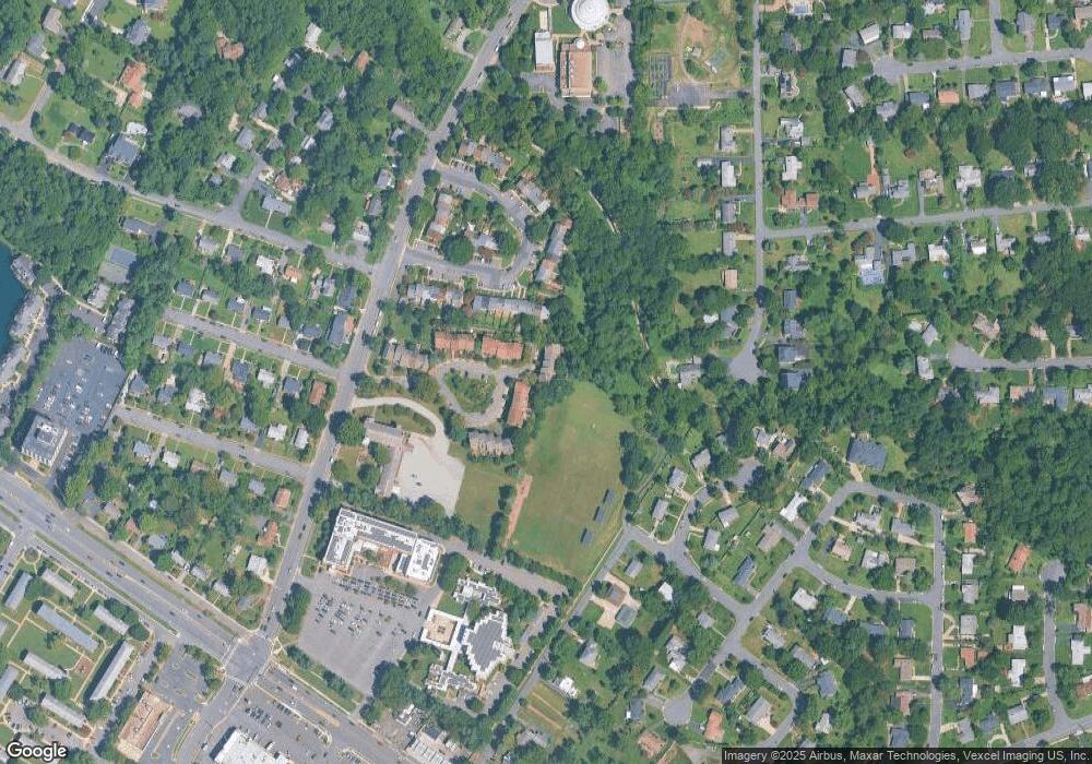 5900 Munson Ct, Falls Church, VA 22041 - photo 1