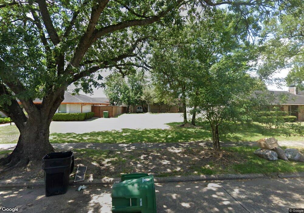 11406 Kirkwyn Dr, Houston, TX 77089 - photo 1