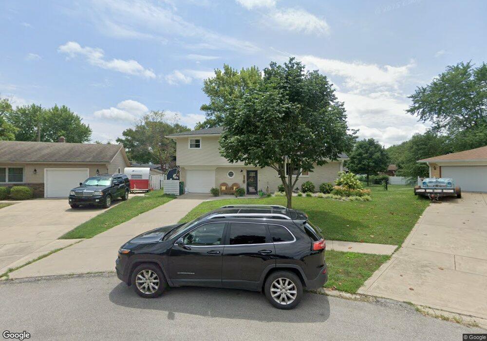 107 Queens Ct, Franklin, IN 46131 - photo 1