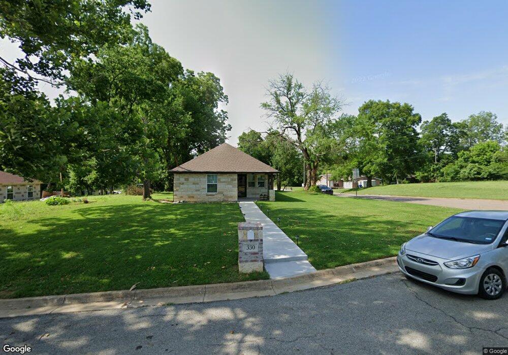 330 W Johnson St, Denison, TX 75020 - photo 1