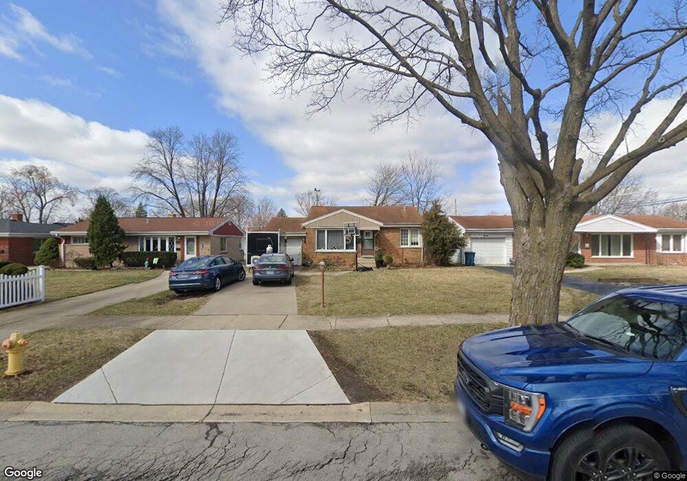 904 S Stratford Ave, Elmhurst, IL 60126 - photo 1