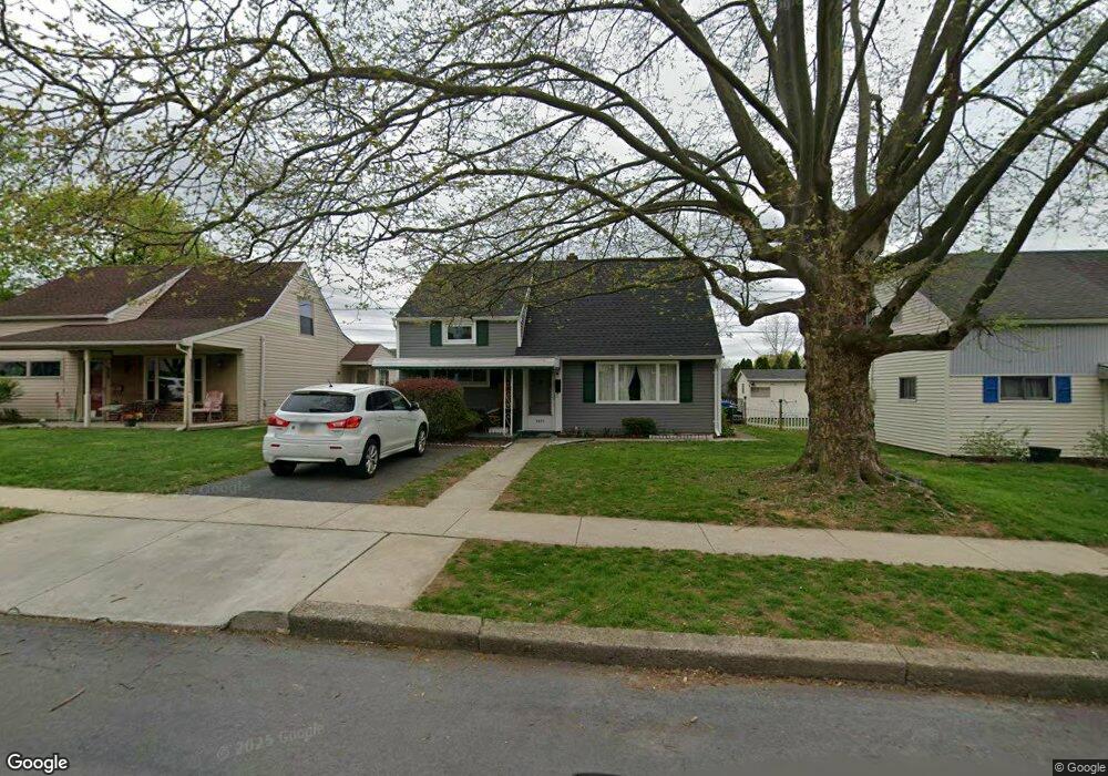 5207 Sioux Rd, Temple, PA 19560 - photo 1