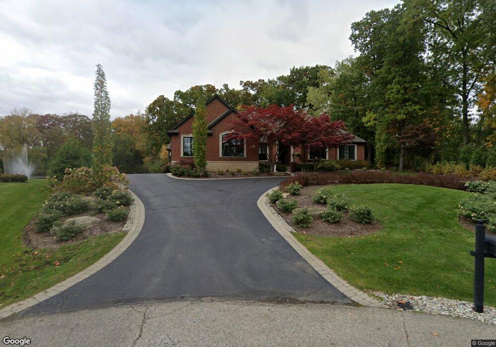 4492 S Willoway Estates Ct, Bloomfield Hills, MI 48302 - photo 1