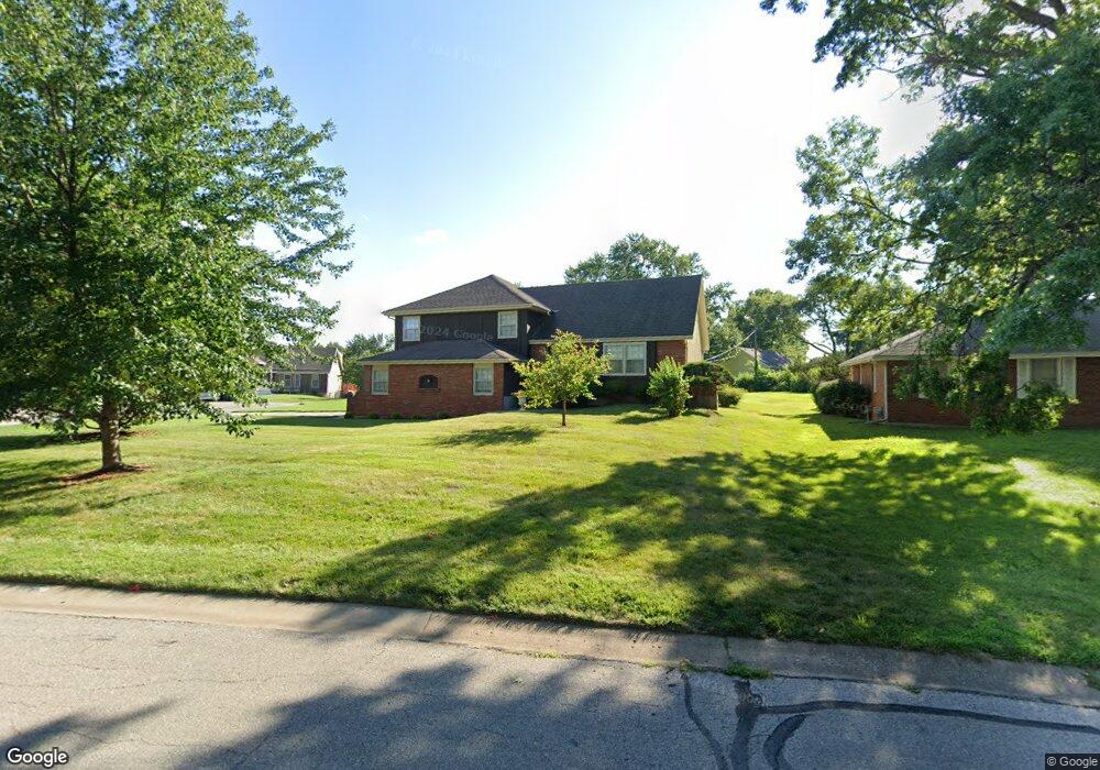 5720 Earnshaw St, Shawnee, KS 66216 - photo 1