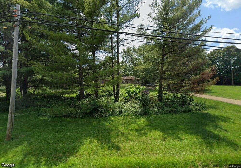 1526 Demorest Rd, Columbus, OH 43228 - photo 1