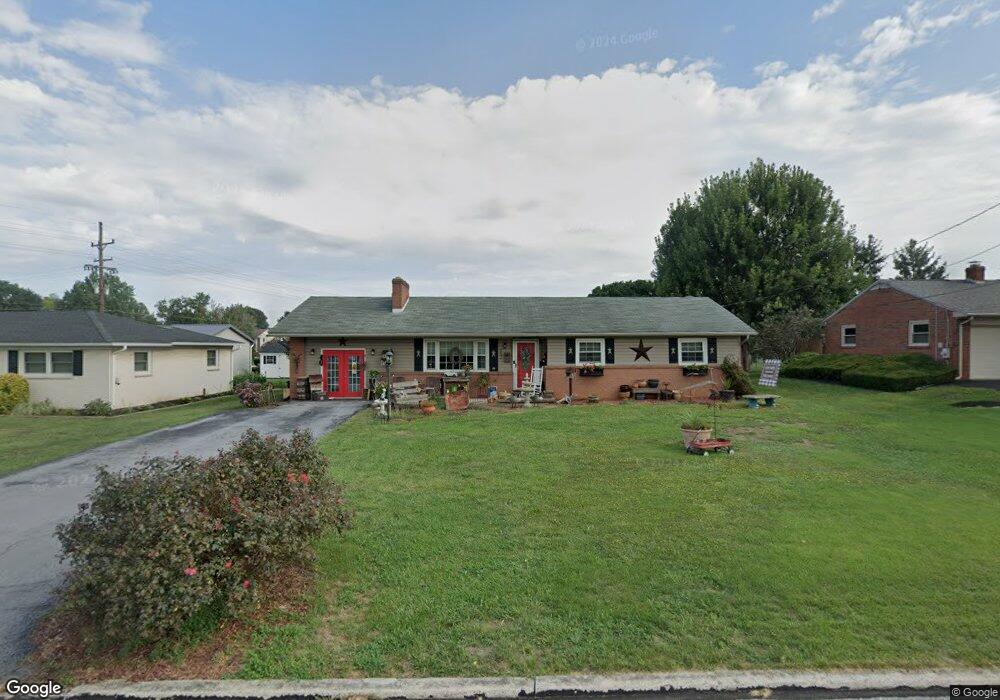 397 Town Dr, Greencastle, PA 17225 - photo 1