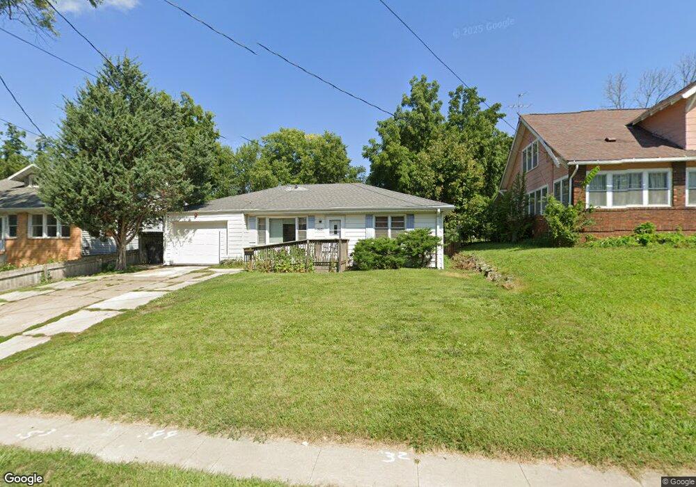 3931 Douglas Ave, Des Moines, IA 50310 - photo 1