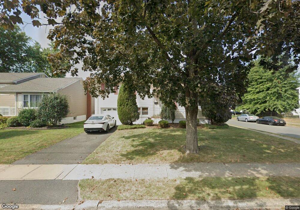 912 Peach Tree Rd, Union, NJ 07083 - photo 1