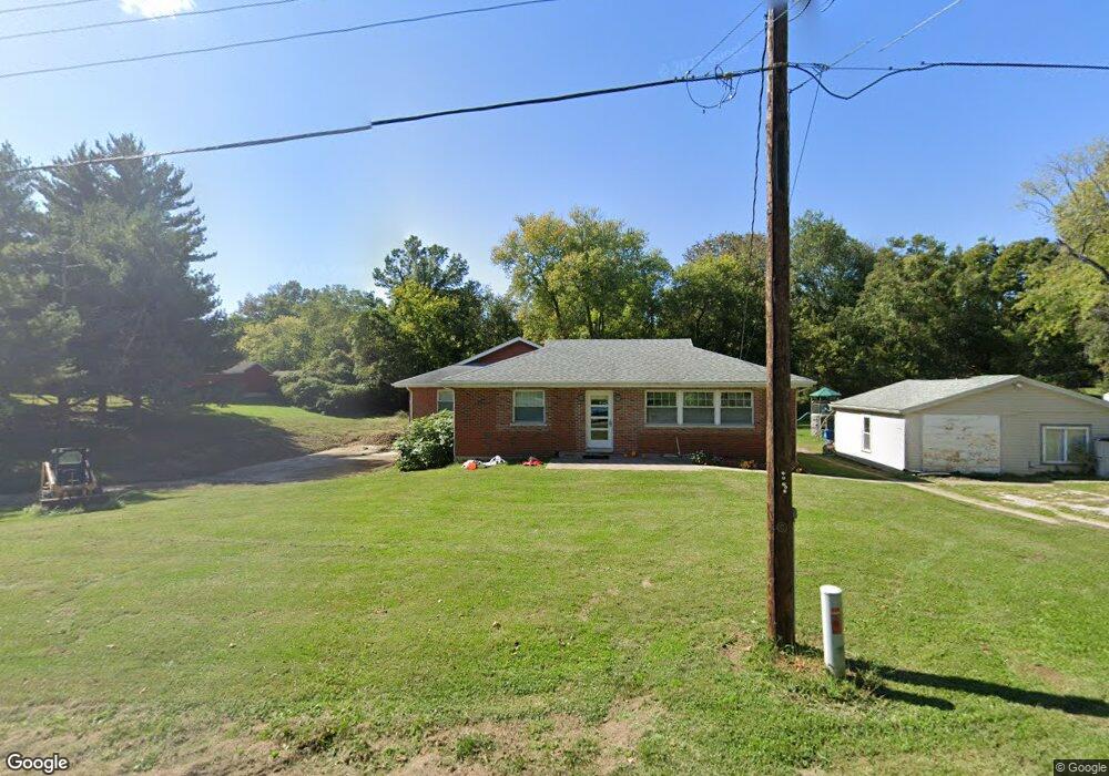 129 N Wilson Heights Rd, Collinsville, IL 62234 - photo 1