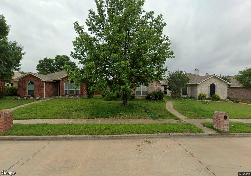 427 Fleming St, Wylie, TX 75098 - photo 1