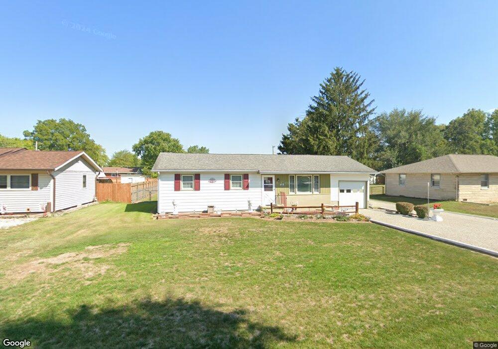 662 Collier St, Columbus, IN 47201 - photo 1