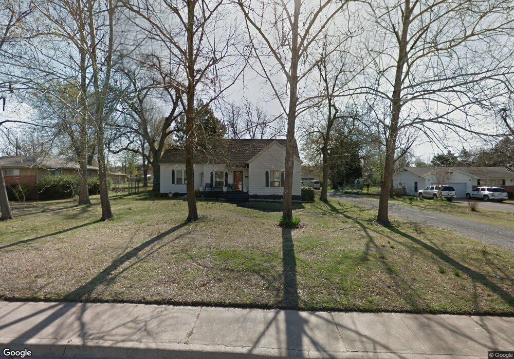 520 S Strong Blvd, McAlester, OK 74501 - photo 1