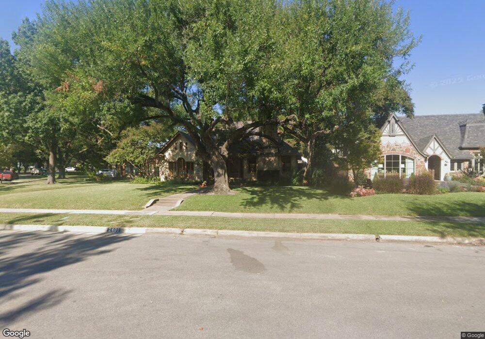 2401 Hillside Dr, Dallas, TX 75214 - photo 1